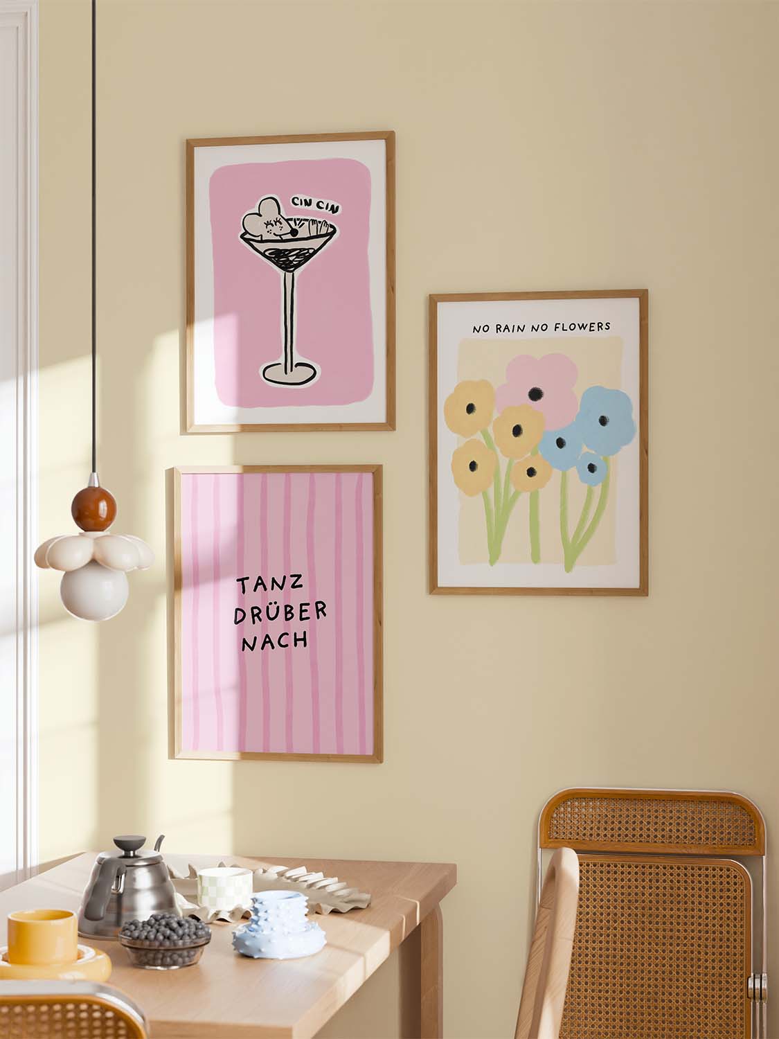 Cin Cin Poster mit Martini in Rosa