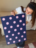 Polka Dot Poster in Marineblau & Rosa